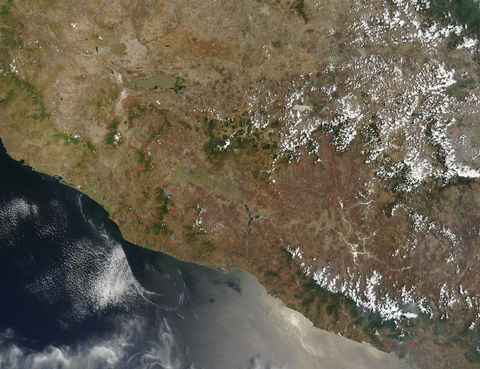 Incendios en México meridional 1 de mayo del