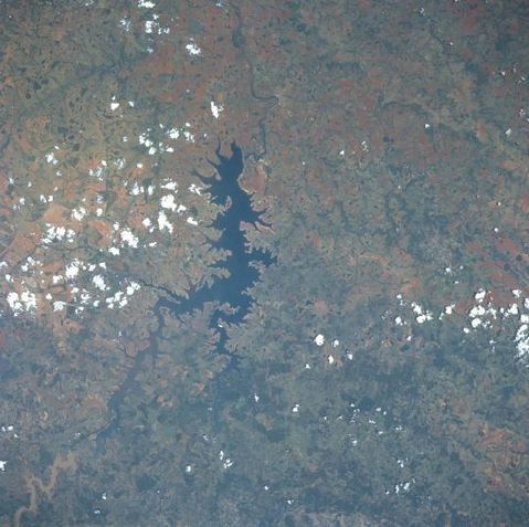 Imagen satelital del Embalse del río Paranaíba