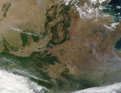 Incendios y humo en China oriental