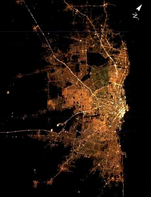 Imagen satelital de Buenos Aires de noche