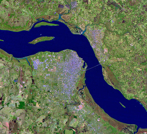 Satellite image of the city of Posadas, Misiones, Argentina