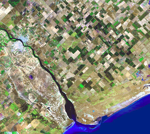 Imagen satelital de Viedma, Río Negro,  Argentina