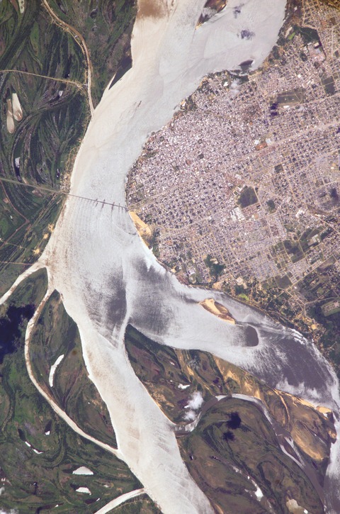 Imagen satelital de la ciudad de Corrientes, Argentina