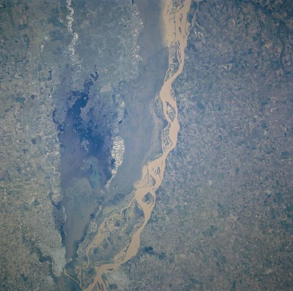 Photo, Image et Carte Satellite de la Rivière Paraná, Argentine