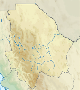 Mapa físico en blanco del estado de Chihuahua.