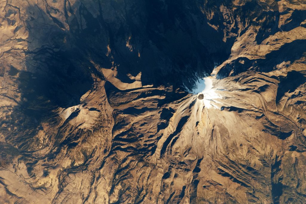 El Pico de Orizaba entre los estados de Veracruz y Puebla.