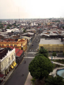 Avenida Próspero en el Centro de Iquitos. Avenida Próspero en el Centro de Iquitos.