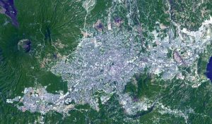 Vista satelital del área metropolitana de San Salvador.
