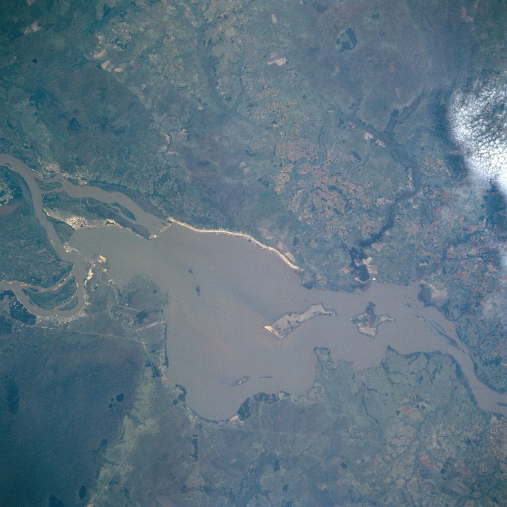 Represa de Yacyreta, Argentina/Paraguay 1997.