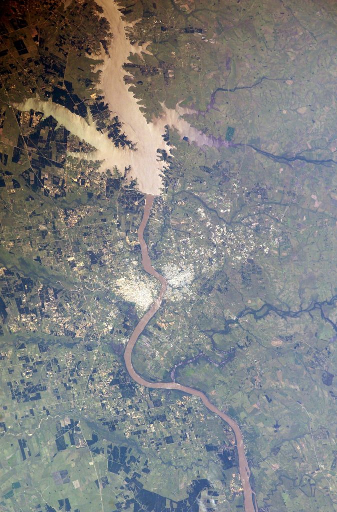 Represa Salto Grande, Uruguay/Argentina 2003.