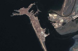 Vista satelital de la ciudad de Cádiz.