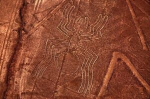 Figura de araña de las líneas de Nazca.