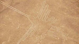 Geoglifo de Nazca en forma de colibrí.