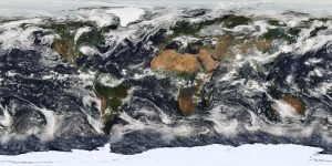 La Tierra vista por el satélite MODIS el 11 de julio de 2005. 