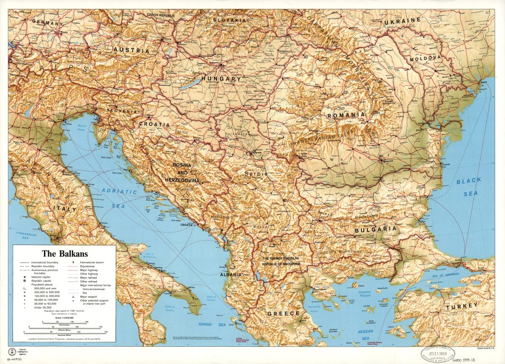 Mapa físico de la península balcánica.
